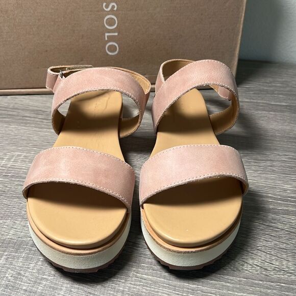 Nisolo Flat-Form Sandals Shoes - Picture 2 of 9